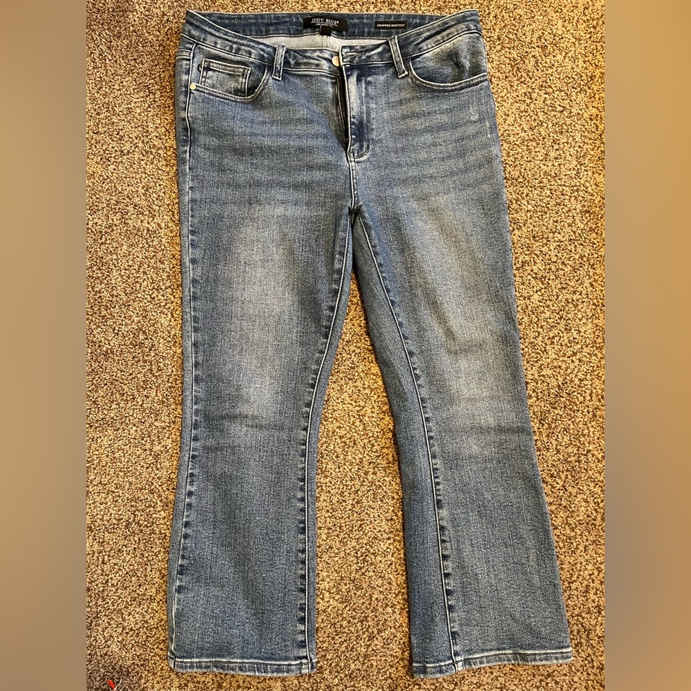 Judy Blue Cropped bootcut Jeans